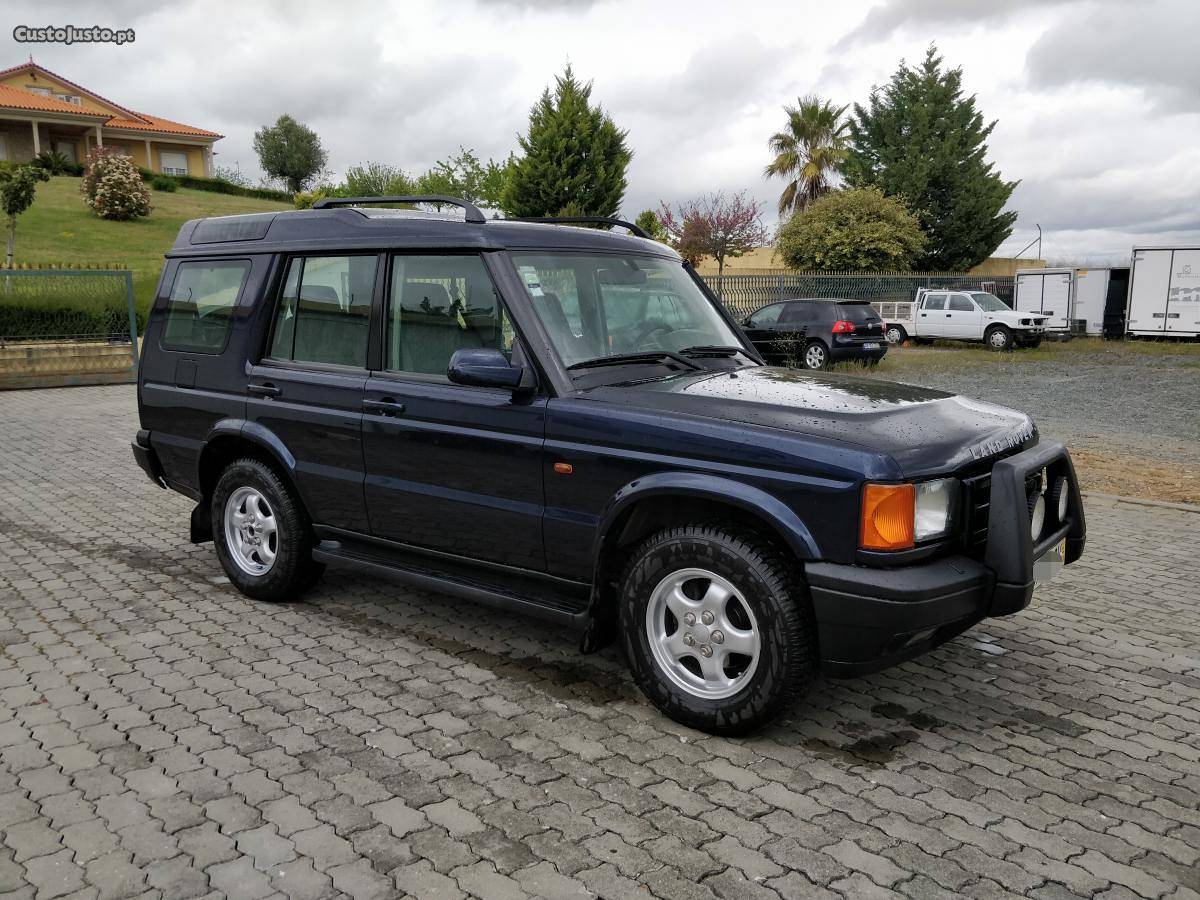 Land Rover Discovery TD5 7 lugares Janeiro/00 - à venda -