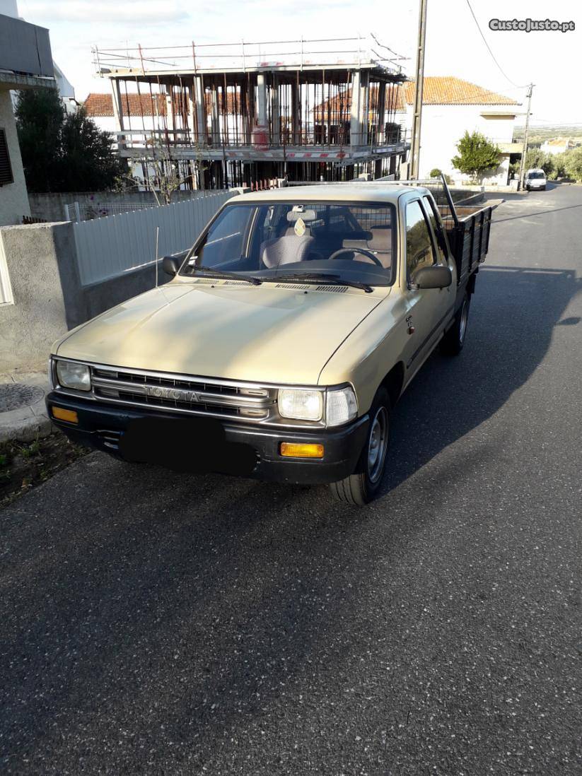 Toyota Hilux X-cab Agosto/91 - à venda - Pick-up/