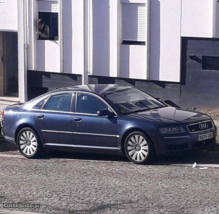 Audi A8 4.2 vcv Quattro a gasolina Maio/03 - à venda -