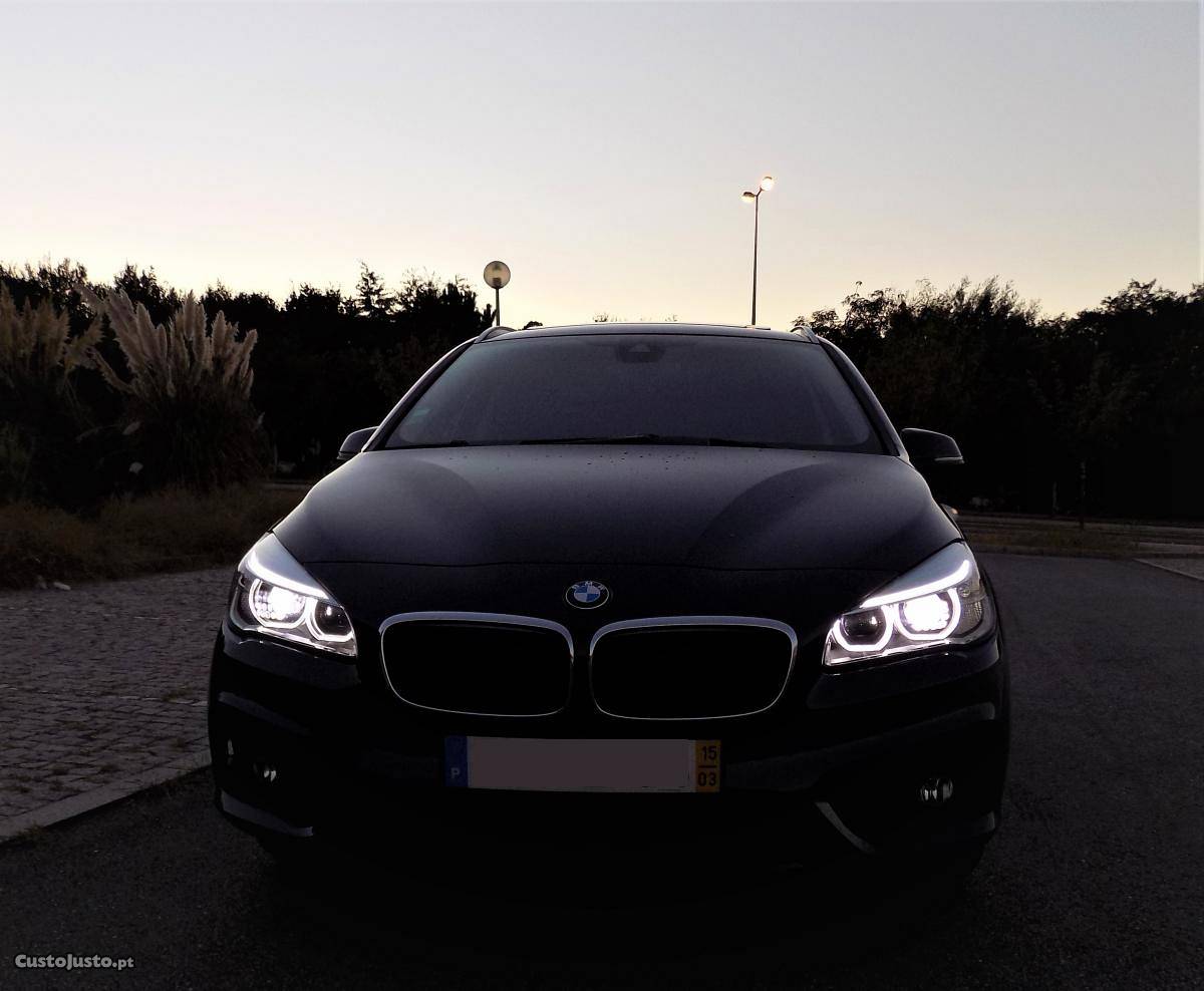 BMW 216 Active Tourer Panorâmico-Gps-Xenon Março/15 - à