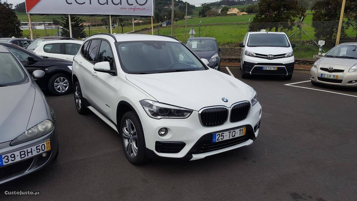 BMW X1 18 Sdrive Outubro/17 - à venda - Monovolume / SUV,