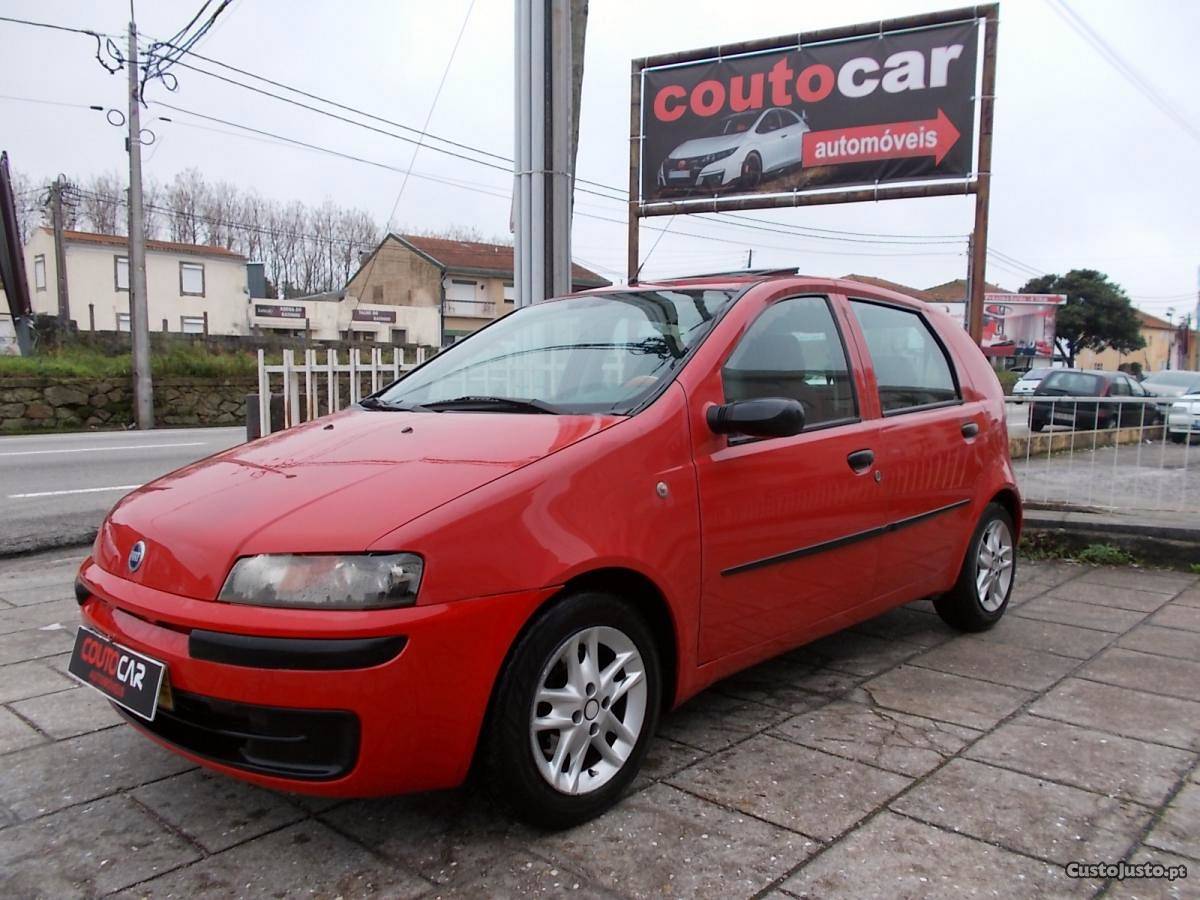 Fiat Punto 1.2 i Outubro/00 - à venda - Ligeiros