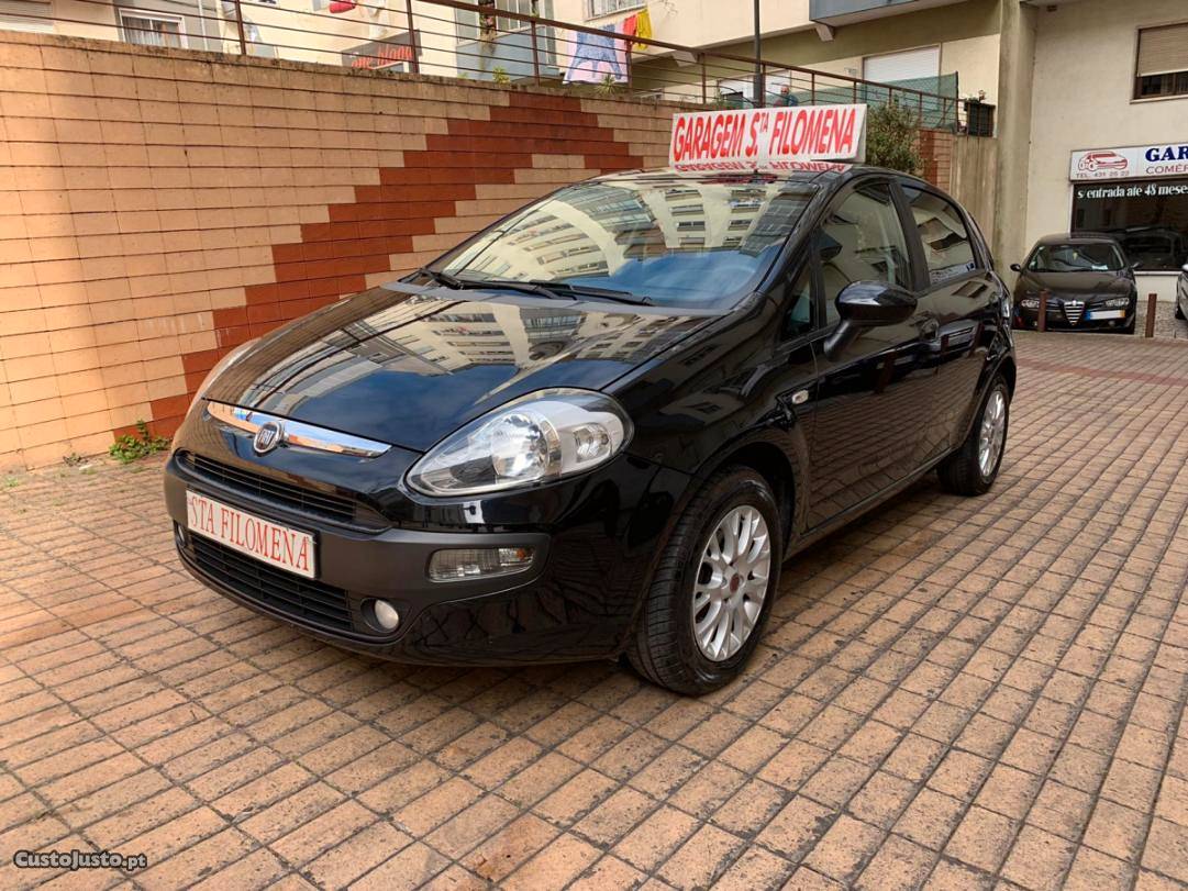 Fiat Punto Evo 1.3 MTJ- Dynamic Maio/10 - à venda -