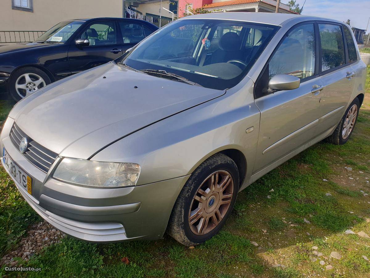 Fiat Stilo 1.6i 103cv AC Retoma Junho/02 - à venda -