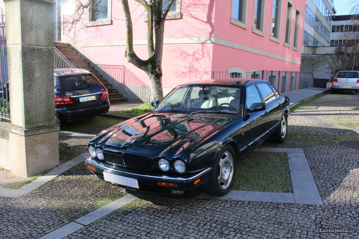 Jaguar XJR 4.0 V6 Supercharged Fevereiro/97 - à venda -