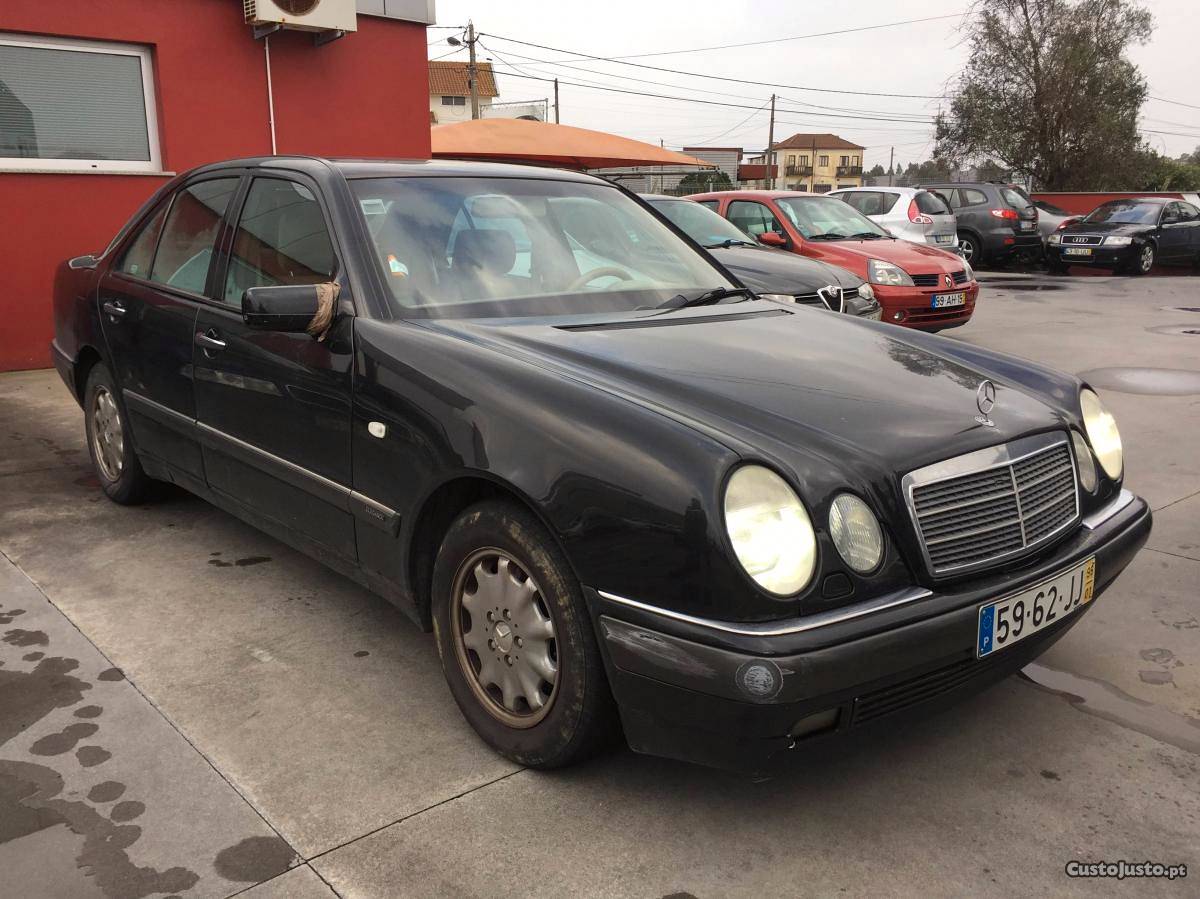 Mercedes-Benz E 250 turbo diesel Janeiro/08 - à venda -