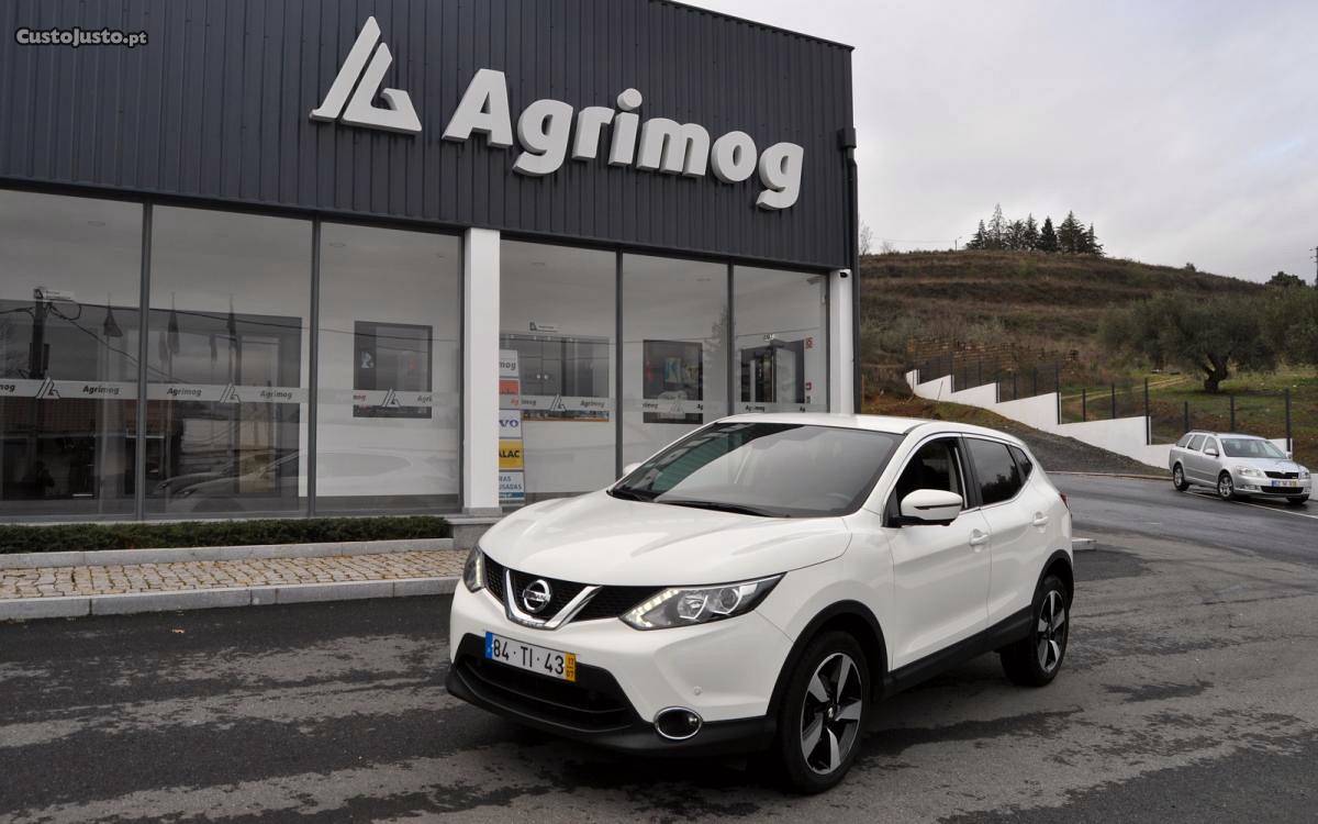 Nissan Qashqai 1.5 DCI N-Connecta Julho/17 - à venda -