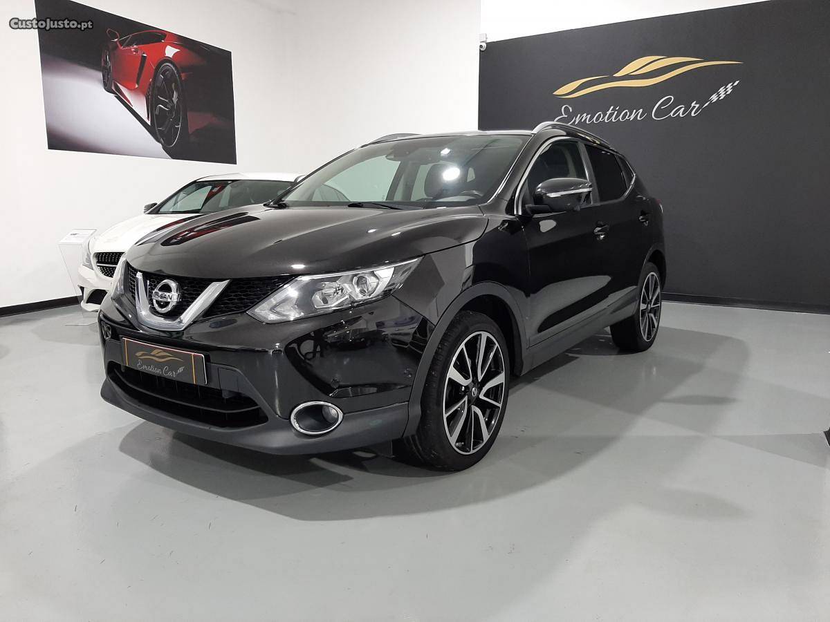 Nissan Qashqai 1.5 Tekna Premium Maio/14 - à venda -