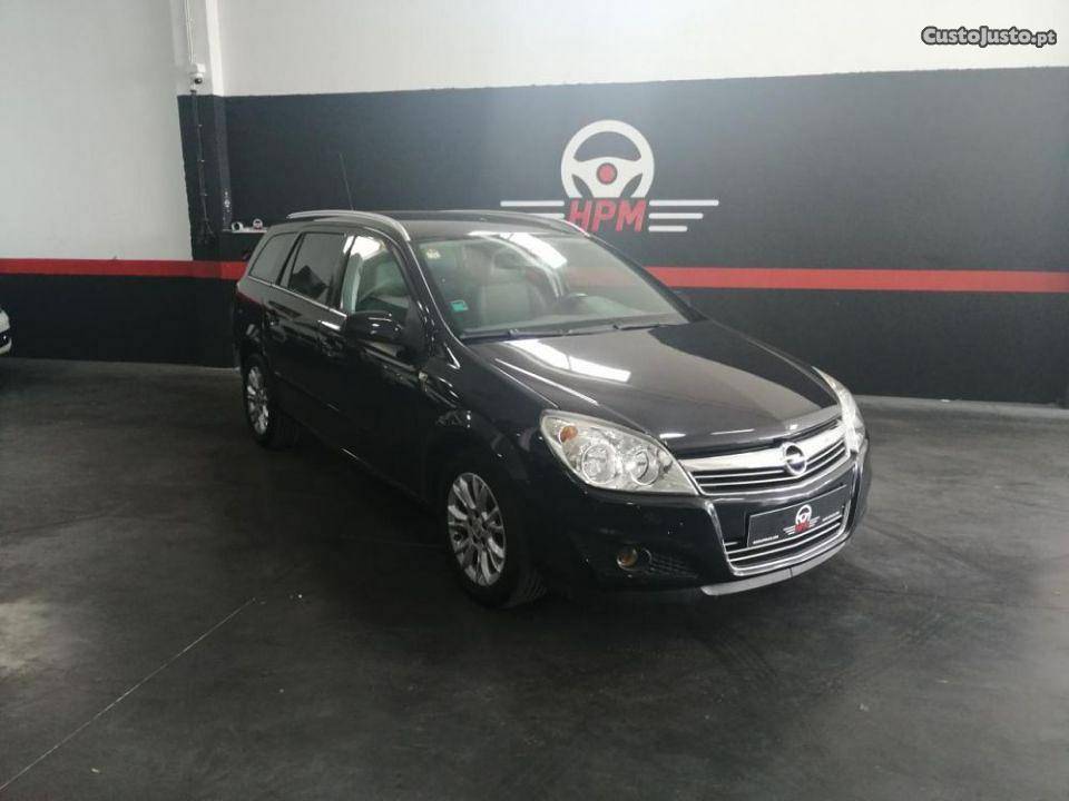 Opel Astra 1.3 CDTi Cosmo Março/08 - à venda - Ligeiros