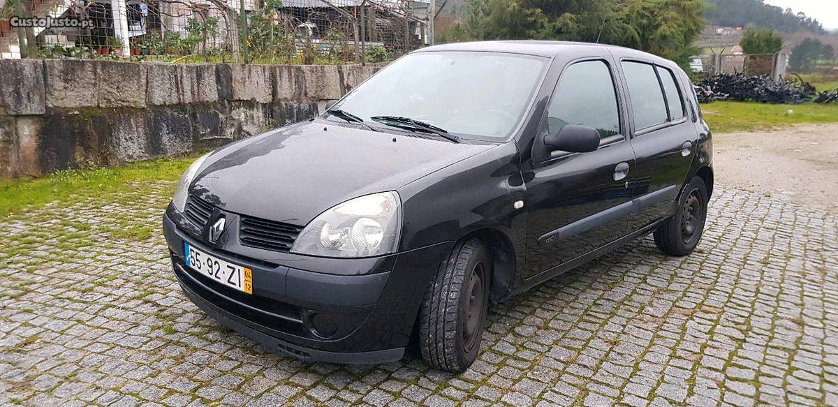 Renault Clio 1.5 dci Dezembro/04 - à venda - Ligeiros