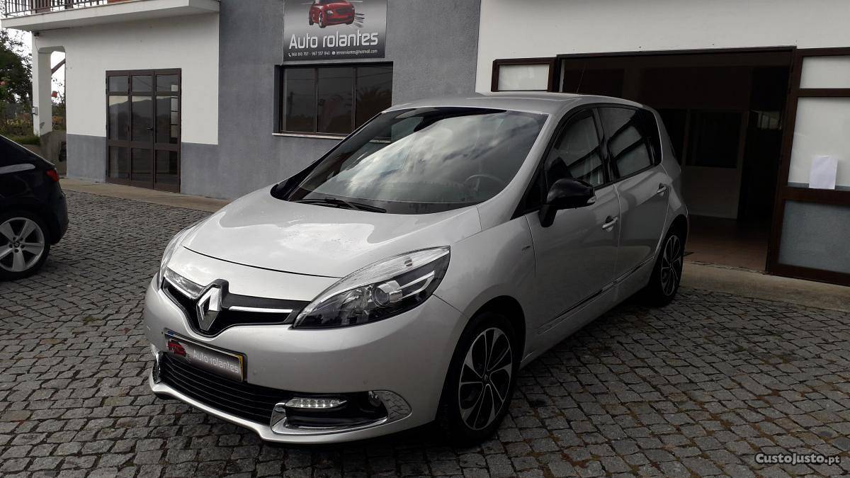 Renault Scénic BOSE Edition SS Abril/15 - à venda -