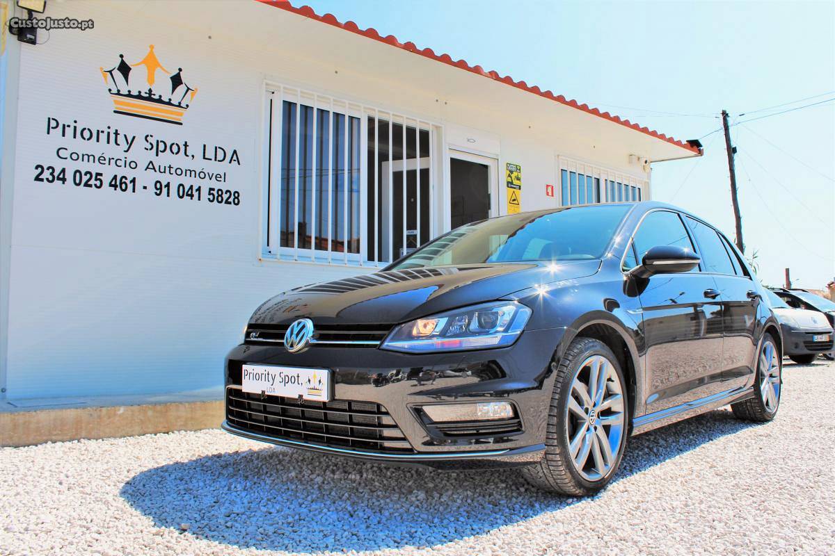 VW Golf VII 1.6 TDI R-Line Fevereiro/16 - à venda -