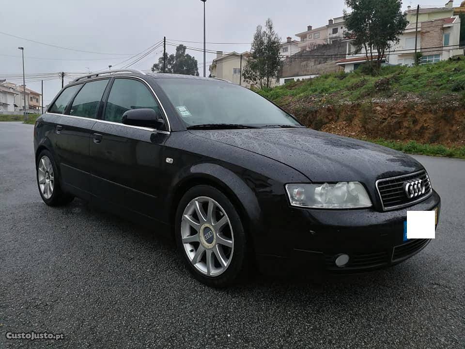 Audi A4 Avant 1.9 TDI 130 CV Novembro/02 - à venda -