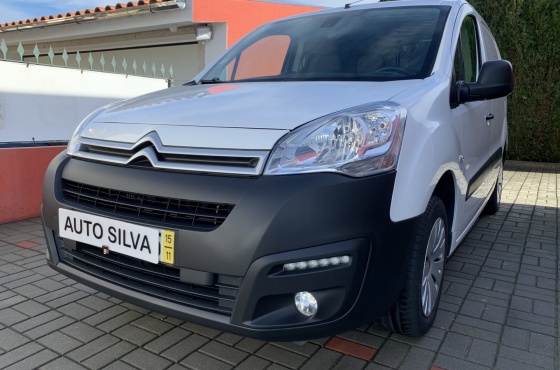 Citroën Berlingo 1.6 HDI VAN 3 LUGARES 90CV - Stand Auto