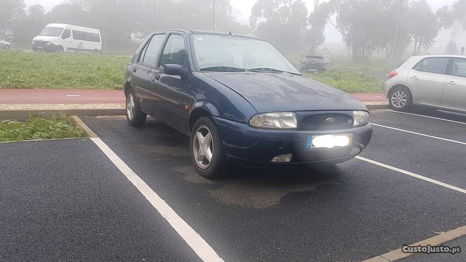 Ford Fiesta Techno Março/99 - à venda - Ligeiros