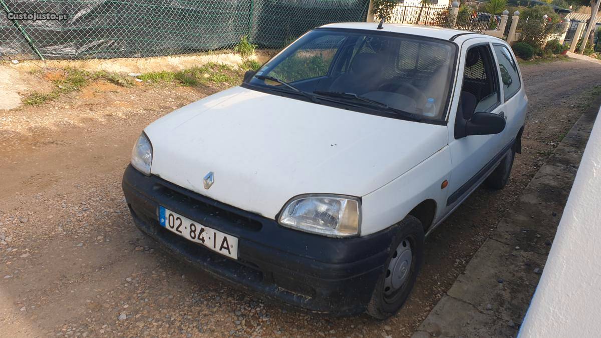 Renault Clio 1.9d-2 lugares Fevereiro/97 - à venda -
