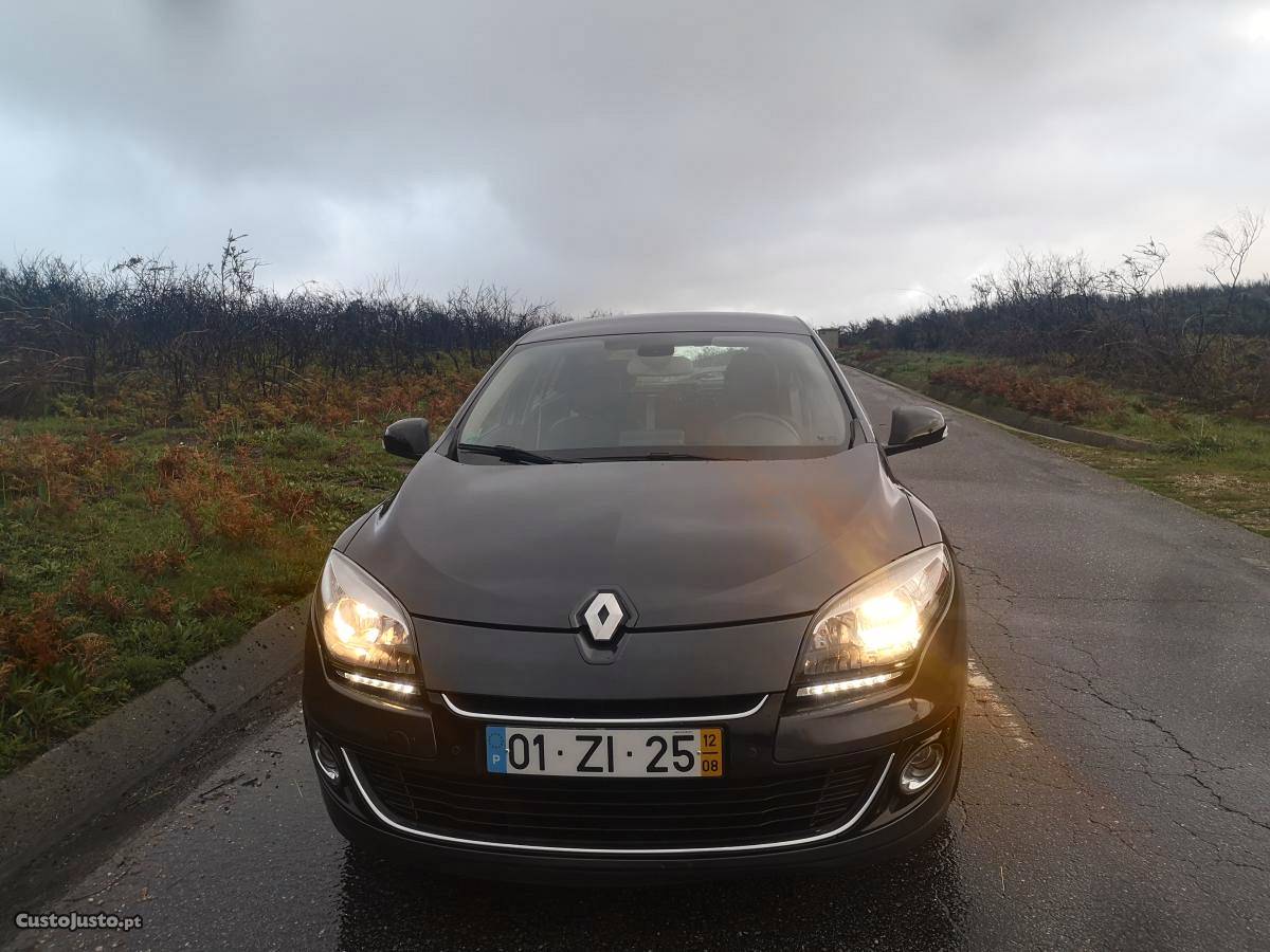 Renault Mégane 130cv 38 Mil km! Agosto/12 - à venda -