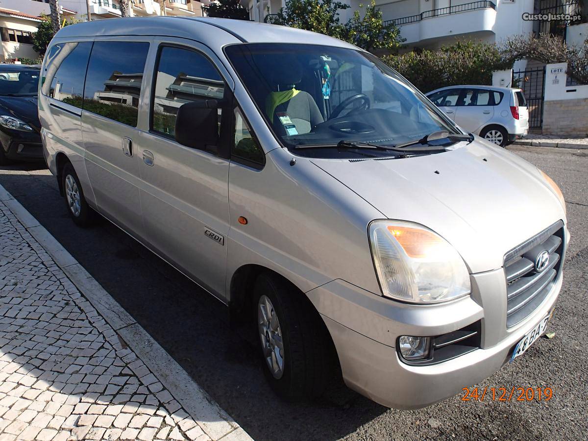 Hyundai H-1 CRDI Dezembro/05 - à venda - Monovolume / SUV,