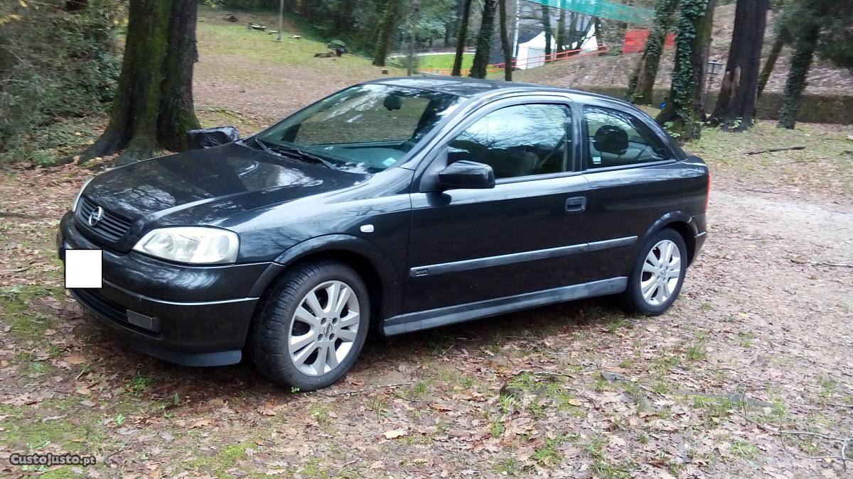 Opel Ascona v Março/00 - à venda - Ligeiros