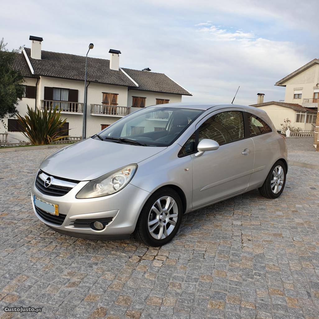 Opel Corsa 1.3 CDTI SPORT 5lg Janeiro/08 - à venda -