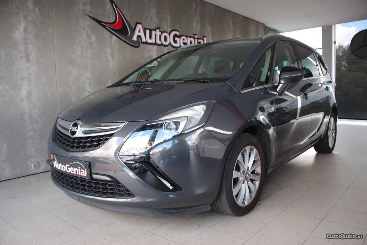 Opel Zafira 1.6 Tourer Eco Flex Março/15 - à venda -