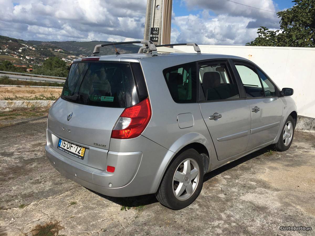 Renault Grand Scénic 7L Março/07 - à venda - Monovolume /