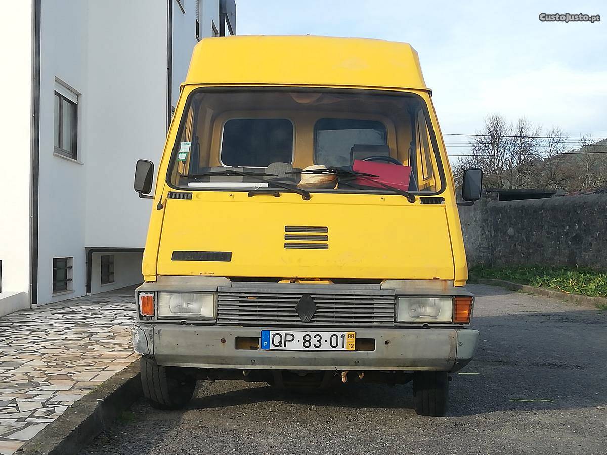 Renault Master Saviem G3 Ivecco Dezembro/88 - à venda -