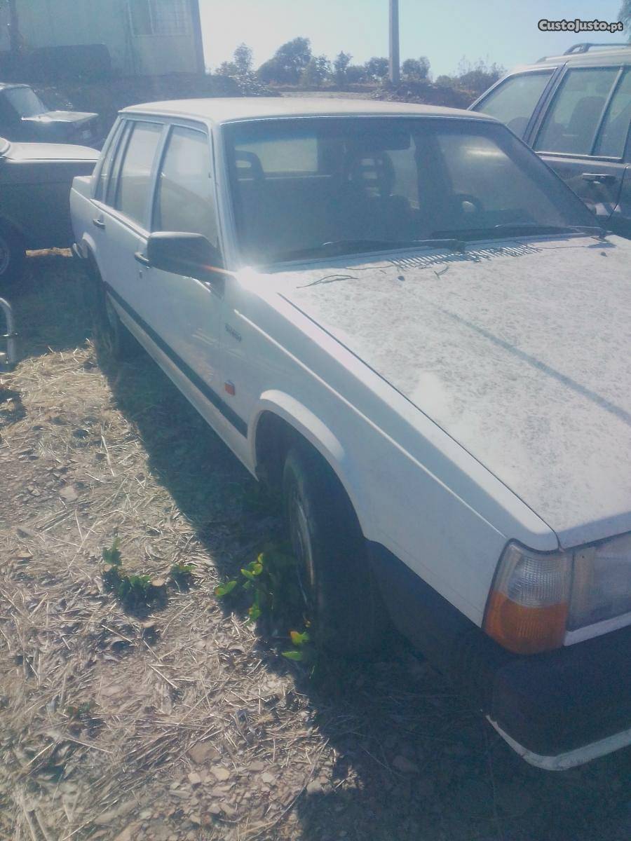 Volvo 740 GPL Janeiro/84 - à venda - Ligeiros Passageiros,