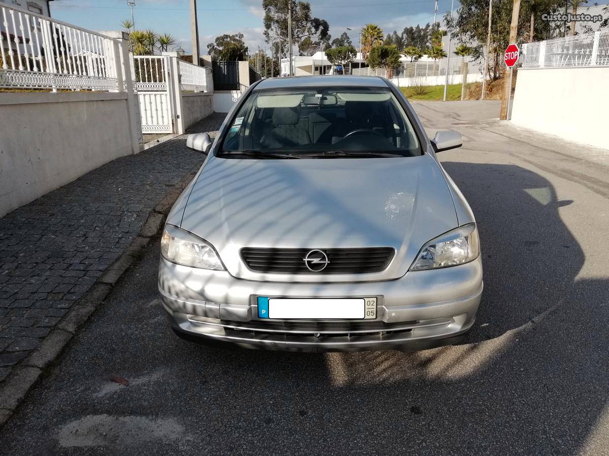 Opel Astra  dti Janeiro/02 - à venda - Ligeiros