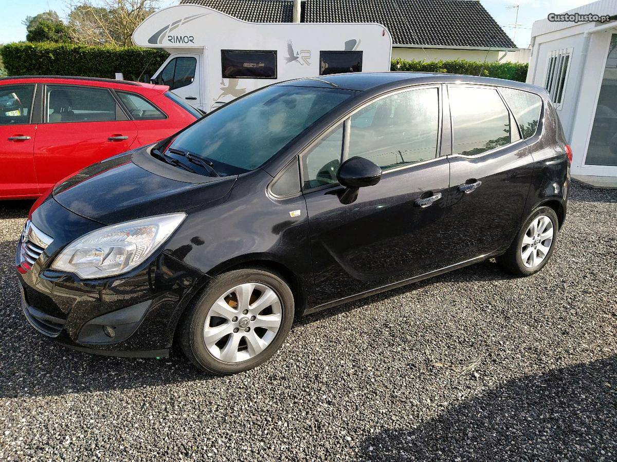 Opel Meriva 100% financiamento Agosto/12 - à venda -