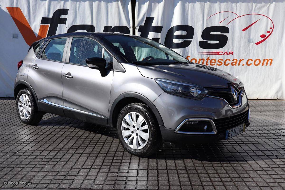 Renault Captur 1.5 dci Setembro/15 - à venda - Ligeiros