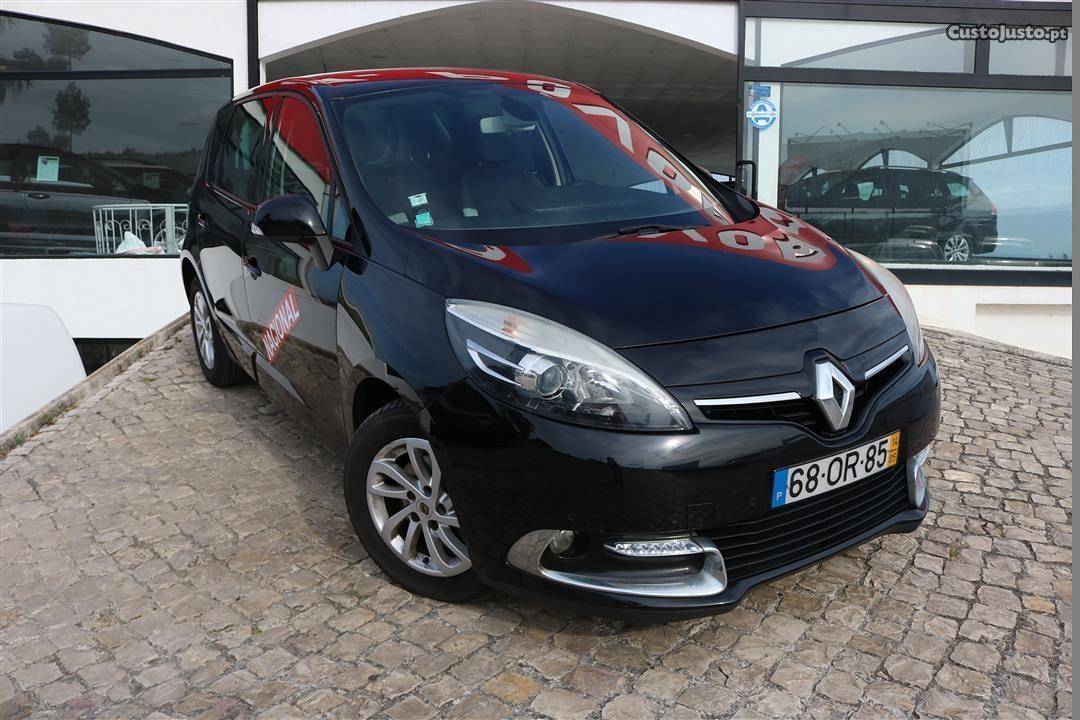 Renault Scénic 1.5DCI SportS/S 110 Maio/14 - à venda -