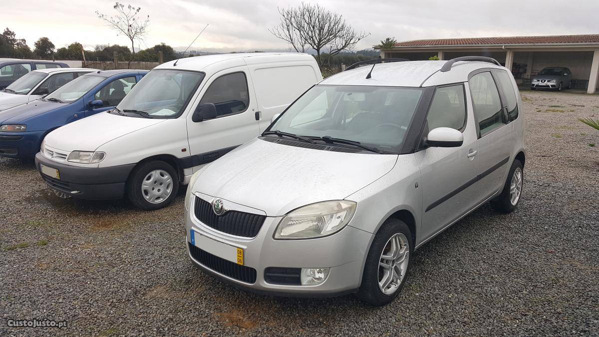 Skoda Roomster 1.2 Junho/08 - à venda - Ligeiros