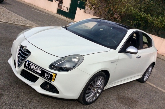 Alfa Romeo Giulietta JTD 1.6 Distinctive - Carlos Firmino,