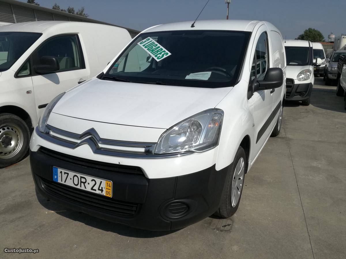 Citroën Berlingo 1.6HDI 3 Lug. Maio/14 - à venda -