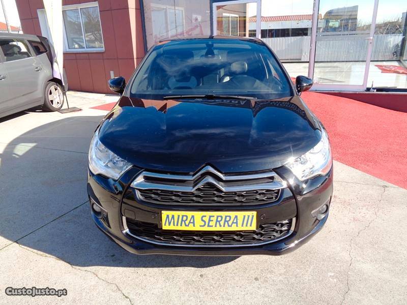 Citroën DS4 1.6 e-Hdi Ac/ Gps Março/14 - à venda -