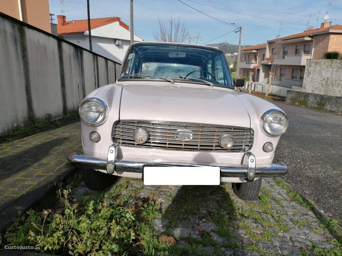 Daihatsu Compagno Berlina Fevereiro/80 - à venda - Ligeiros