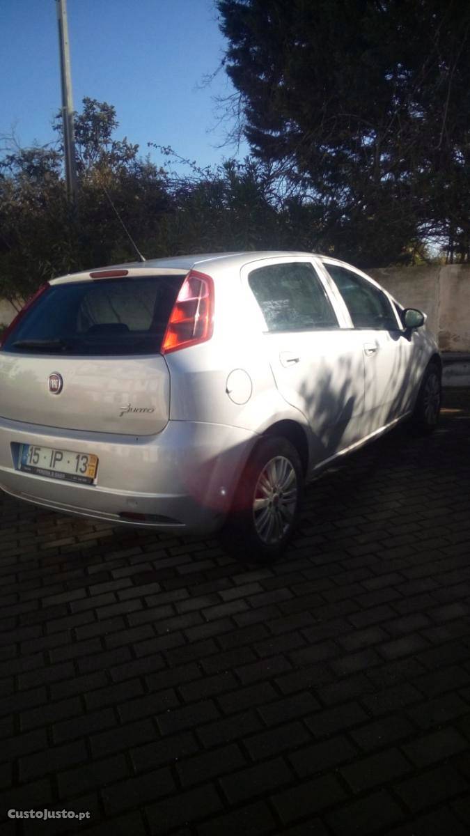 Fiat Grande Punto 1.3 Multi-Jet Dezembro/09 - à venda -