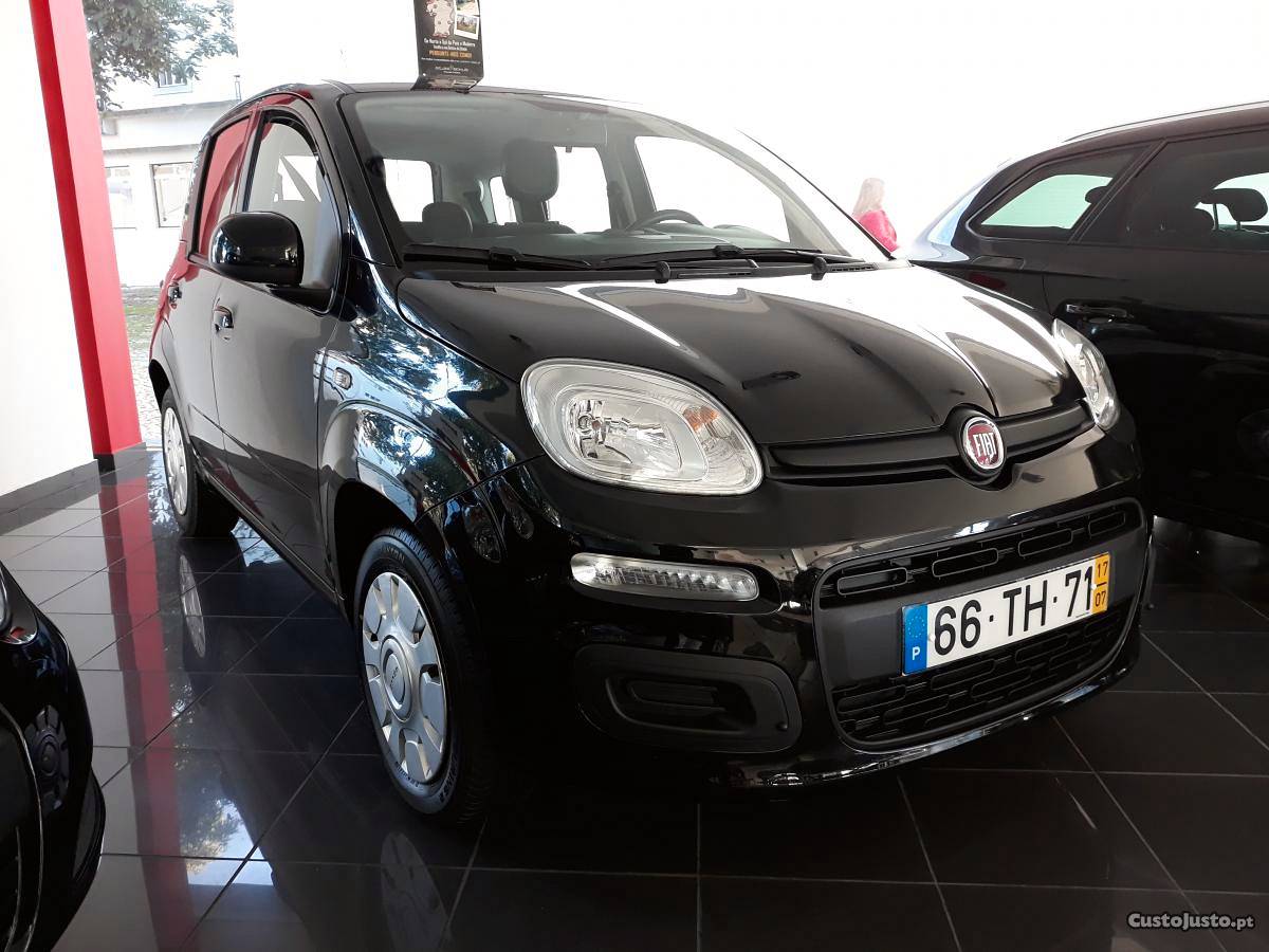 Fiat Panda 1.2 Lounge Julho/17 - à venda - Ligeiros