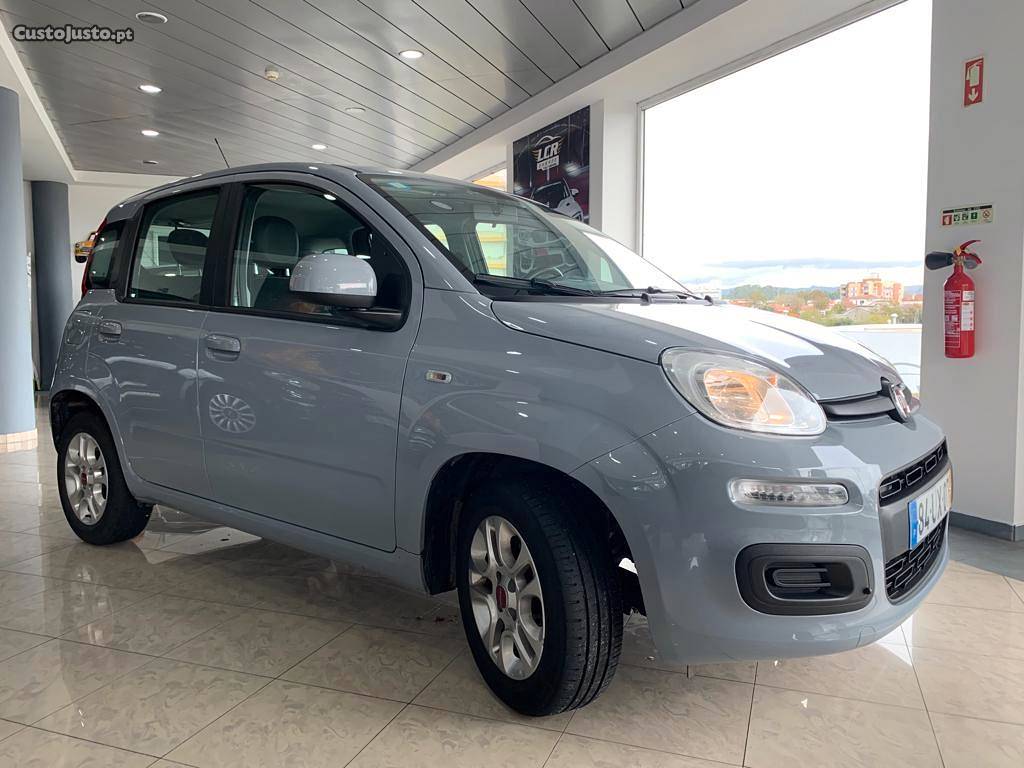 Fiat Panda cv  Garantia Total Setembro/18 - à