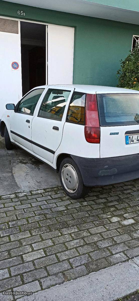 Fiat Punto Selecta Janeiro/97 - à venda - Ligeiros