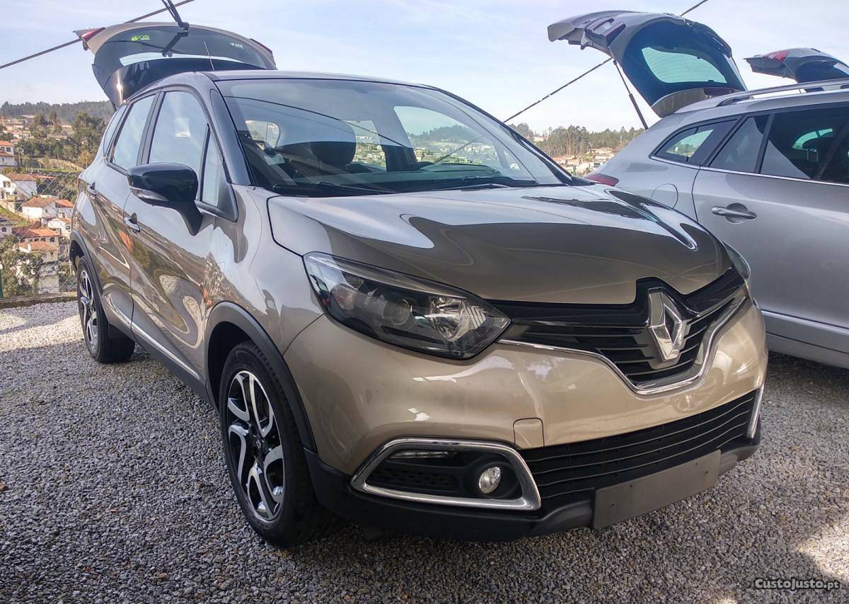 Renault Captur 1.5 dCi Exclusive Outubro/15 - à venda -