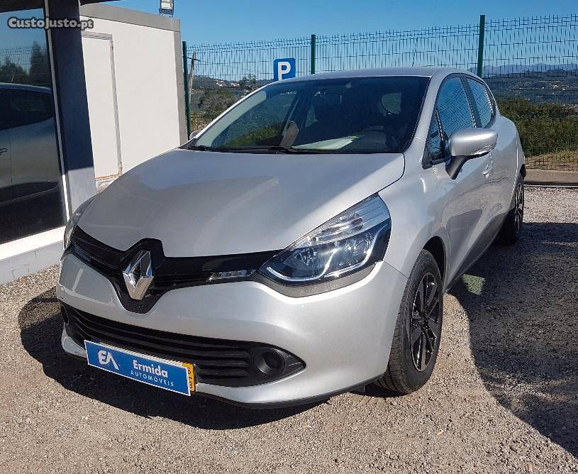 Renault Clio 1.5 DCI CONFORT Março/16 - à venda - Ligeiros