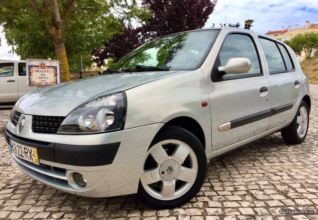 Renault Clio Privilége v c/AC Junho/01 - à venda -