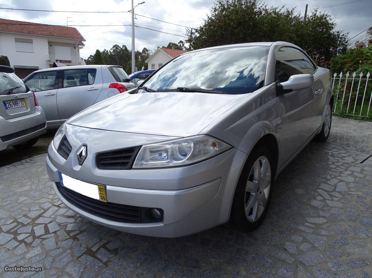 Renault Mégane CC 1.5 DCI Dynamic S Junho/07 - à venda -