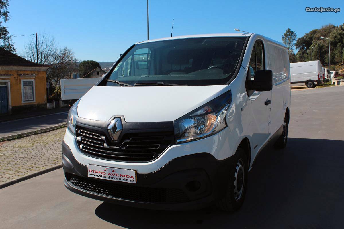 Renault Trafic 1.6 DCi L1H1 Fevereiro/15 - à venda -
