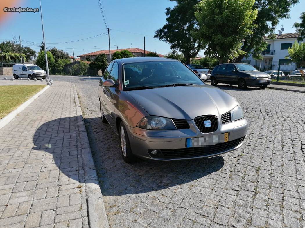 Seat Ibiza 6l sport v Julho/05 - à venda - Ligeiros