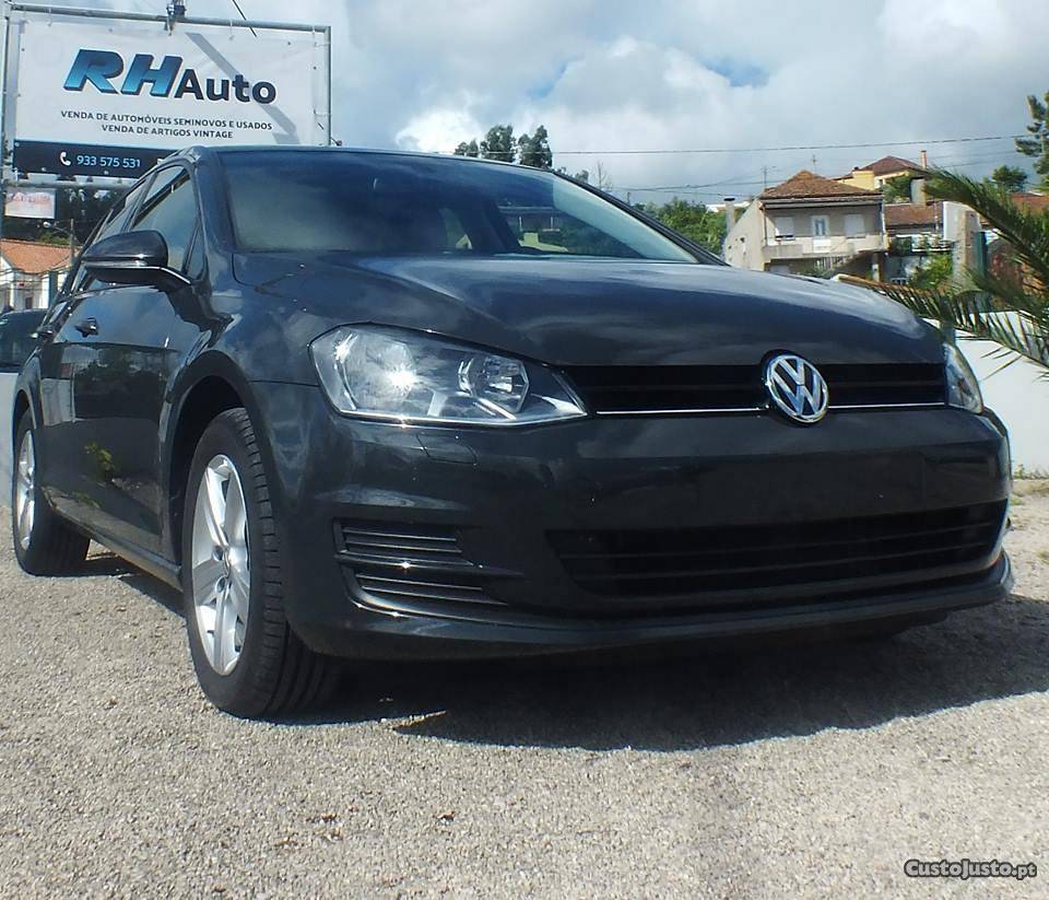 VW Golf 1.6 tdi premium Abril/16 - à venda - Ligeiros