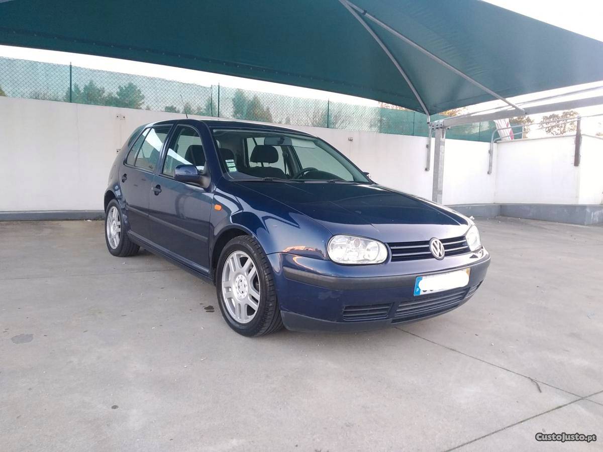 VW Golf V Fevereiro/99 - à venda - Ligeiros