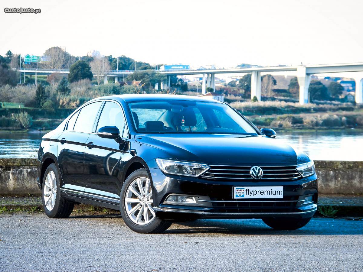 VW Passat 2.0 TDi Confortline Junho/15 - à venda - Ligeiros